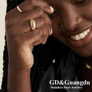 GD Simples Estilo de Moda textura de Aço Inoxidável, Anéis Clássico da Cor do Ouro do Casal Para Mulheres E Homens de Jóias de Casamento