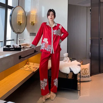 Novas Roupas para Mulheres de Gelo de Seda de Manga Longa Vermelho Fino, de Duas peças, Estilo coreano Outerwear Artificiais de Seda para as Mulheres Homewear